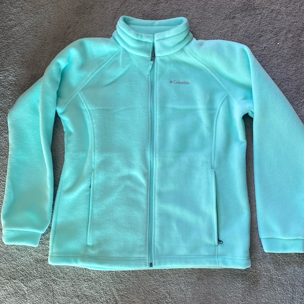 Columbia lightweight fleece youth size XL 18 / 20. NEW without tags